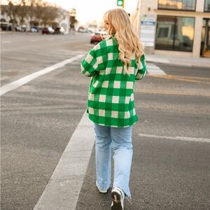 Cutest Green Fannel Jacket! 💚🍀🍏